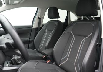 Volkswagen Taigo 1.0 TSI 110 pk DSG Style | Climatronic | 17 inch Lichtmetalen Velgen | Achterruitrij Camera | Navigatie |