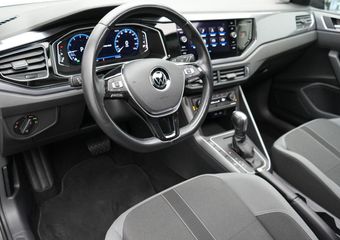 Volkswagen POLO 1.0 TSI 110 pk DSG Highline | Panoramadak | 16 inch Lichtmetalen velgen | Climatronic | Stoelverwarming |