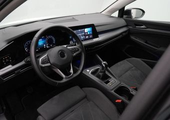 Volkswagen GOLF 1.5 TSI 150PK Style | Matrix LED koplampen (IQ Light) | Elektr. verstelbare bestuurdersstoel (met geheugen) | Head-up display | Stoelverwarming |