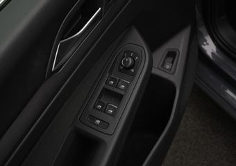 Volkswagen GOLF 1.4 204 pk DSG eHybrid Style | Panoramadak | Geheugen-/massagestoel | Achteruitrijcamera | Navigatie | Alcantara | Adaptive Cruise