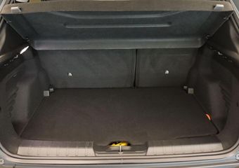 Jeep Avenger 1st Edition 54 kWh – ORIGINEEL NEDERLANDSE AUTO – ELEKTRISCHE ACHTERKLEP – PARKEERSENSOREN VOOR EN ACHTER – ACHTERUITRIJ CAMERA – NAVIGATIE – DODEHOEK DETECTIE – ADAPTIVE CRUISE CONTROL