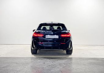 BMW 1-SERIE 5-deurs 120i M Sportpakket Pro Aut.