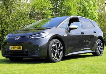 Volkswagen ID.3 First Plus 58 kWh Camera verwarmde stoelen