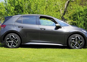 Volkswagen ID.3 First Plus 58 kWh Camera verwarmde stoelen