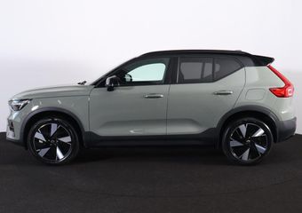 Volvo XC40 Extended Range Ultimate 82 kWh – Panorama/schuifdak – IntelliSafe Assist & Surround – Harman/Kardon audio – 360º Camera – Verwarmde voorstoelen, stuur & achterbank – Parkeersensoren voor & achter – Elektr. bedienb. voorstoelen met geheugen links – Draadlo