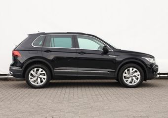 Volkswagen TIGUAN 1.4 TSI eHybrid Elegance 245pk DSG | LED Matrix | Panoramadak | Navigatie | Camera | Keyless | Side assist