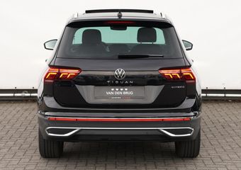 Volkswagen TIGUAN 1.4 TSI eHybrid Elegance 245pk DSG | LED Matrix | Panoramadak | Navigatie | Camera | Keyless | Side assist