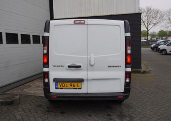 Renault TRAFIC 1.6 dCi 2x schuifdeur EURO 6 – Airco – Cruise – Navi – ¤ 12.499 – Excl.