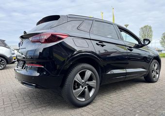 Opel Grandland 1.2 Turbo GS 2024! ! Super compleet | 1e eigenaar | Stoel en stuurverwarming | AGR stoelen | Camera | 18″ | LED