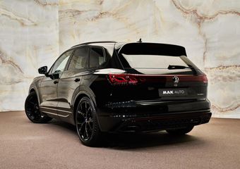 Volkswagen TOUAREG R V6 eHybrid 4Motion, pano, tr.haak, Dynaudio, 22”, luchtv., matrix-LED, memory, HUD, keyless, ACC, privacy