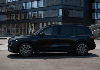 Mercedes-Benz EQB 250+ Business Solution AMG 71 kWh | Trekhaak | Nightpakket | Premium pakket | Parkeerpakket met 360°-camera | EASY PACK achterklep | Extra USB-poorten | KEYLESS-GO comfort pakket | Head-up display | Dodehoekassistent |