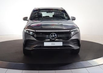 Mercedes-Benz EQA 250+ AMG Line 71 kWh | Panoramaschuifdak | Sfeerverlichting | Keyless go | 360 camera | EASYPACK-achterklep | Stoelverwarming |
