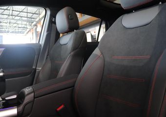 Mercedes-Benz EQA 250+ AMG Line 71 kWh | Panoramaschuifdak | Sfeerverlichting | Keyless go | 360 camera | EASYPACK-achterklep | Stoelverwarming |