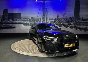 BMW 5-SERIE Touring 520i High Executive M-Pakket *Camera*Leer*