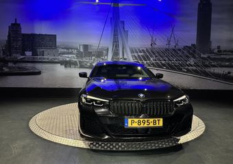 BMW 5-SERIE Touring 520i High Executive M-Pakket *Camera*Leer*