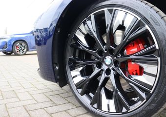 BMW i4 eDrive40 84 kWh M Sportpakket Pro/ Comfort Access/ 20″ LMV/ Harman-Kardon/ Panoramadak/ Innovation Pack