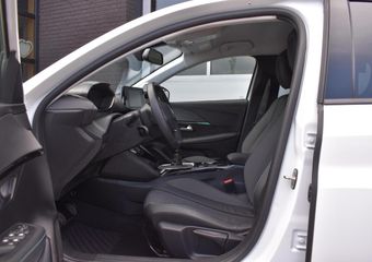 Peugeot 208 1.2 PureTech 100PK Allure Pack | Carplay | Camera | Incl. garantie