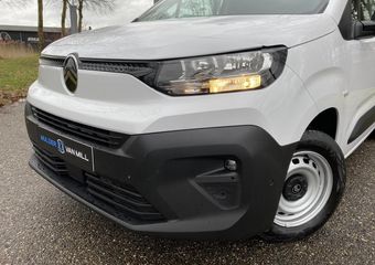 Citroen BERLINGO L1 1.5 BlueHDI 100pk | GEEN BPM | 3-zits | Houten afwerking laadruimte | NAVI | Multimedia | Apple Carplay | Android Auto | DAB+ | Achteruitrijcamera  | Dode hoek detectie | Parkeersensoren voor- en achter | Licht- en regensensor | Bestuurdersstoel comfor
