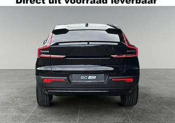 Volvo EC40 Single Motor Ext. Range Ultra Black Edition | TIJDELIJK EUR 2950,- Korting | Stoelverwarming | Harman/Kardon Audio | Elektrisch verstelbare stoelen | Extra getint glas |