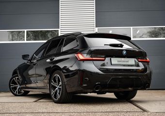 BMW 3-SERIE Touring 320e |Panorama dak | Trekhaak |Adapt. Cruise controle |