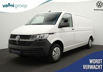 Volkswagen TRANSPORTER 2.0 TDI 110 pk L2H1 28 | 3-zits | Navigatie | Cruise Control
