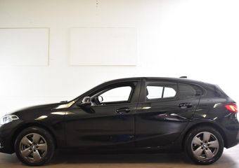 BMW 1-SERIE 118I INTRODUCTION EDITION CARPLAY/PDC/VIRTUAL