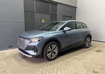 Audi Q4 e-tron 50 quattro Advanced edition 77 kWh | ACC | Camera | Trekhaak | Stoelverwarming | Apple Carplay