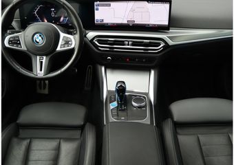 BMW i4 M50 High Executive 84 kWh | H&K | Pano | Trekhaak | Leder | Head-Up