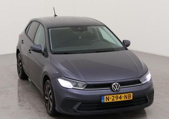 Volkswagen POLO 1.0 TSI Life Multimedia Navigatie / Parkeersensoren / LED verlichting / App-connect / Airco / Bluetooth