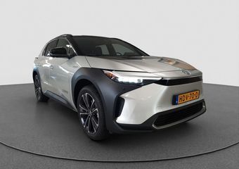 Toyota bZ4X Premium 4WD 71 kWh | Panoramadak |