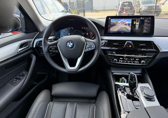 BMW 5-SERIE 520i Comfort Org.NL/zetels/Camera/LED