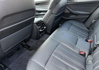 BMW 5-SERIE 520i Comfort Org.NL/zetels/Camera/LED