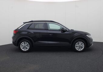Volkswagen T-Roc 1.5 TSI 150PK Life DSG automaat | Apple Carplay | Android auto | Navigatie |Stoelverwarming | Parkeersensoren | Fabrieksgarantie tot februari 2026 of 100.000km