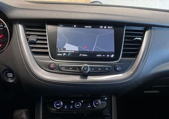 Opel Grandland X 1.2 Turbo Business Executive