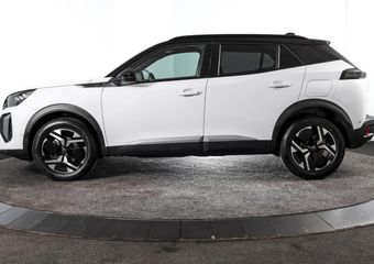 Peugeot 2008 1.2 PureTech 130 GT – Automaat | Dig. Cockpit | Adapt. Cruise | Elek. stoel | Stoelverw. | PDC | Camera | NAV + App. Connect | ECC | LM 17″ | 6663