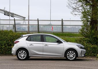 Opel CORSA 1.2 Edition | CARPLAY | CAMERA |