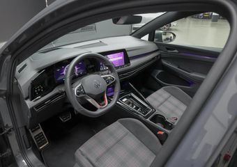 Volkswagen GOLF GTI 2.0 245pk TSI |panoramadak|HUD|IQ Light|camera|cruise control|sfeerverlichting|18″|DAB|stoelverwarming|