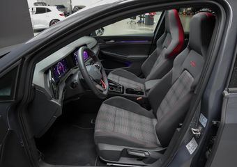 Volkswagen GOLF GTI 2.0 245pk TSI |panoramadak|HUD|IQ Light|camera|cruise control|sfeerverlichting|18″|DAB|stoelverwarming|