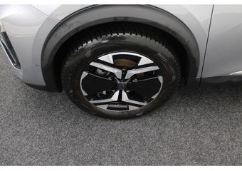 Peugeot 2008 1.2T 130pk Automaat Allure | VERWACHT | Achteruitrijcamera | Navigatie | Parkeersensoren | Privacy Glass | Climate Control