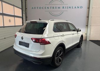 Volkswagen TIGUAN 1.5 TSI Move Business BOVAG GARANTIE