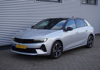 Opel ASTRA 1.2 Turbo 130pk GS / Camera / Stoel- en stuurverwarming / AGR