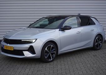 Opel ASTRA 1.2 Turbo 130pk GS / Camera / Stoel- en stuurverwarming / AGR