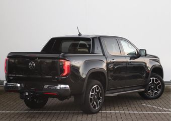 Volkswagen AMAROK 3.0 TDI V6 240PK 4Motion Aventura Plus Cabine | 360 camera | Harman/Kardon | 20″ Velgen | Sperdifferentieel | Leder | Trekhaak (3500 kg) |