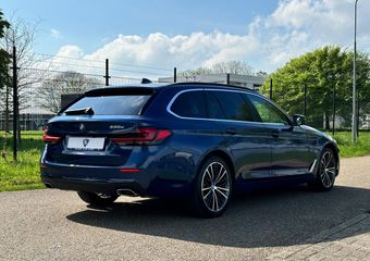 BMW 5-SERIE Touring 530e Business Edition Plus | Head Up | Pano | Laser | 360°