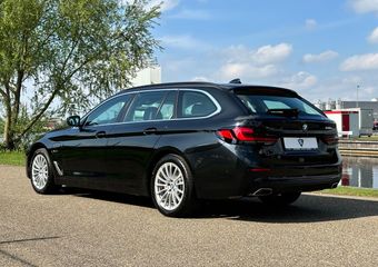 BMW 5-SERIE Touring 530e Business Edition Plus | Camera | Trekhaak