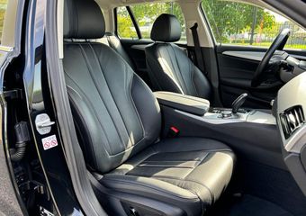 BMW 5-SERIE Touring 530e Business Edition Plus | Camera | Trekhaak