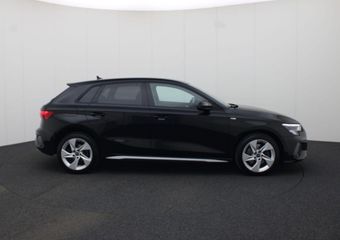 Audi A3 SPORTBACK 40 TFSIe 150kW/204PK S Line ext. · Drive select · Navigatie · Camera + Parkeersensoren