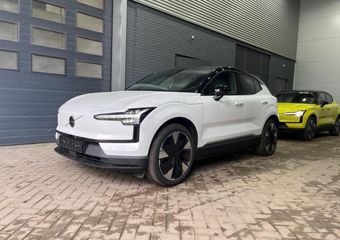 Volvo EX30 Single Motor Extended Range Ultra 69 kWh | Stoel+Stuurverwarming | 20 Inch | Getint Glas | Panoramadak | harman/kardon