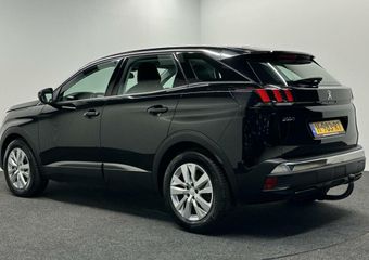 Peugeot 3008 1.2 PureTech Allure NAVI TREKHAAK CARPLAY