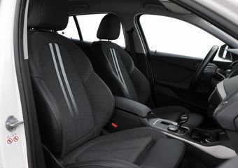 BMW 1-SERIE 118i AUT. EXECUTIVE EDITION + SPORTSTOELEN | STOELVERWARMING | APPLE CARPLAY